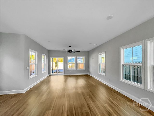 1612 REYNOLDS Street, Savannah, GA 31401