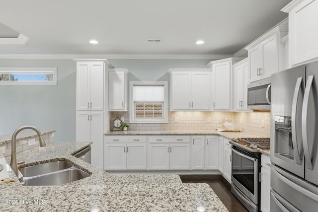 653 Jenoa Loop, Castle Hayne, NC 28429