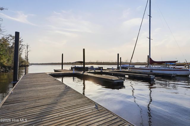 653 Jenoa Loop, Castle Hayne, NC 28429