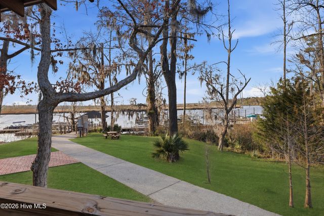 653 Jenoa Loop, Castle Hayne, NC 28429