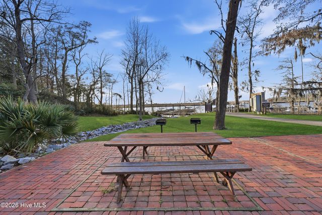 653 Jenoa Loop, Castle Hayne, NC 28429