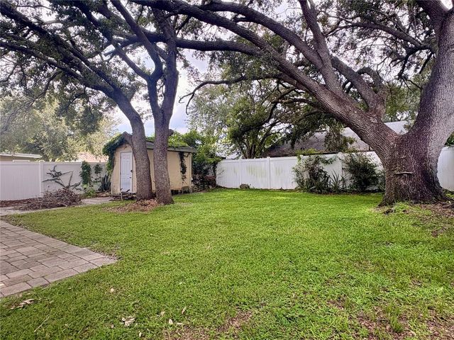 1021 ALPUG AVENUE, Oviedo, FL 32765