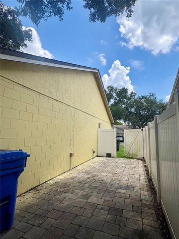 1021 ALPUG AVENUE, Oviedo, FL 32765