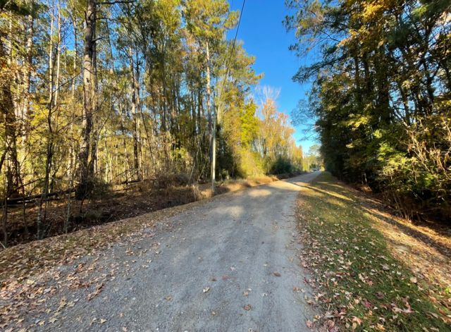 00 Dig It Rd, Summerville, SC 29483