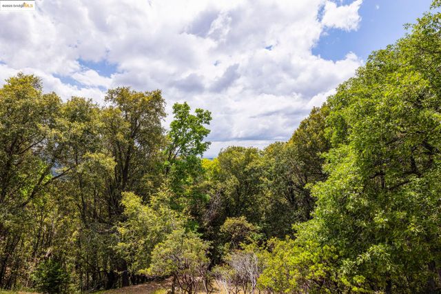 17215 Mt. Everest Court, Sonora, CA 95370