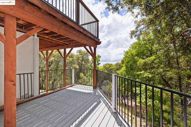 17215 Mt. Everest Court, Sonora, CA 95370