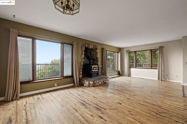 17215 Mt. Everest Court, Sonora, CA 95370