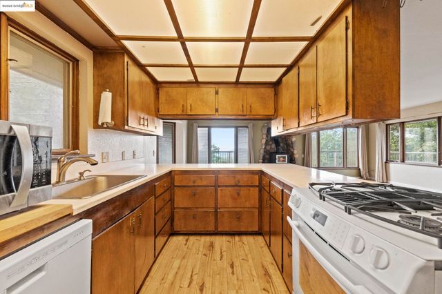 17215 Mt. Everest Court, Sonora, CA 95370