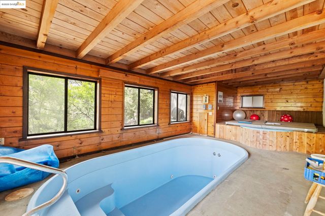 17215 Mt. Everest Court, Sonora, CA 95370