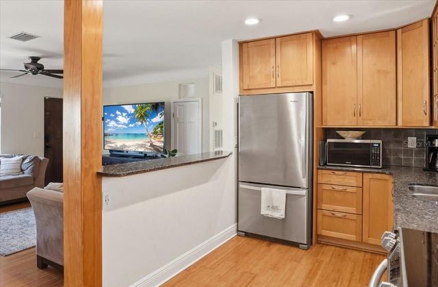 700 66TH AVENUE S, St Petersburg, FL 33705