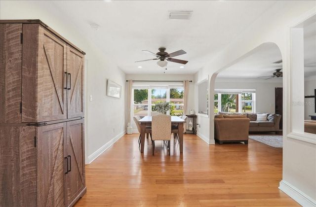 700 66TH AVENUE S, St Petersburg, FL 33705