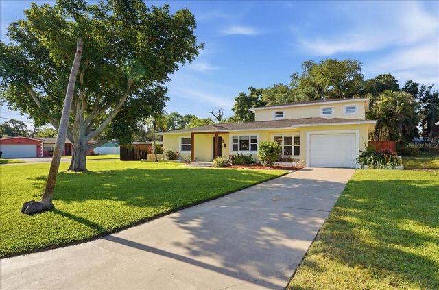 700 66TH AVENUE S, St Petersburg, FL 33705