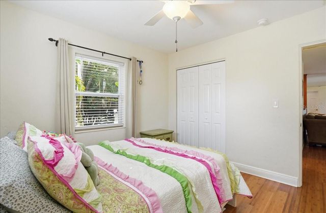 700 66TH AVENUE S, St Petersburg, FL 33705