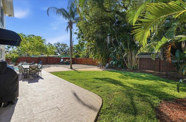 700 66TH AVENUE S, St Petersburg, FL 33705