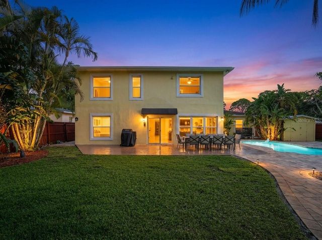 700 66TH AVENUE S, St Petersburg, FL 33705