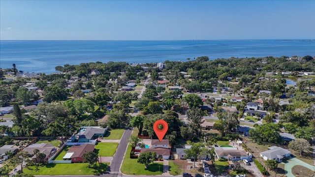 700 66TH AVENUE S, St Petersburg, FL 33705