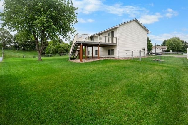 6724 92nd Court N, Brooklyn Park, MN 55445