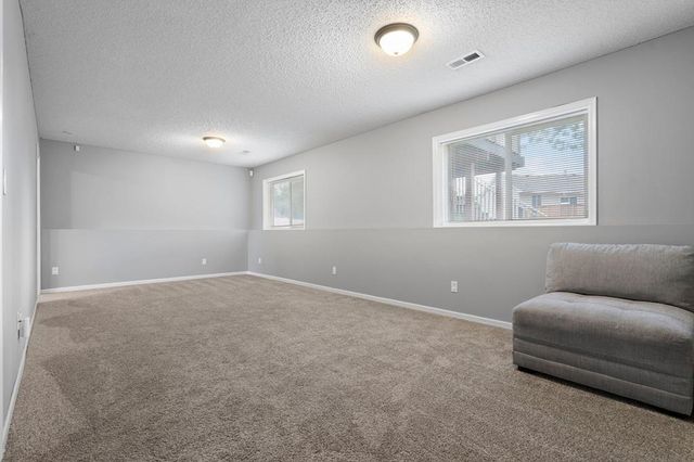 6724 92nd Court N, Brooklyn Park, MN 55445