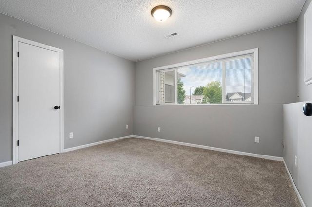 6724 92nd Court N, Brooklyn Park, MN 55445