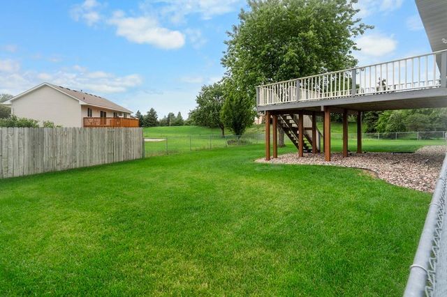 6724 92nd Court N, Brooklyn Park, MN 55445
