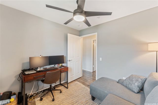 91-1015 Kamaaha Avenue 208, Kapolei, HI 96707