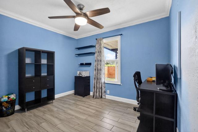 202 Elaine Circle W, West Palm Beach, FL 33409