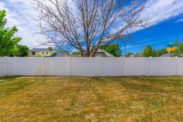 614 Silver Mountain Drive, Grand Junction, CO 81504