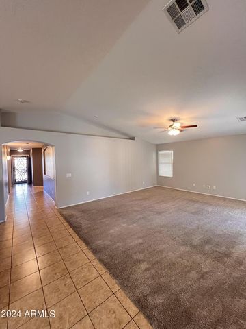 3797 E IRONHORSE Road, Gilbert, AZ 85297