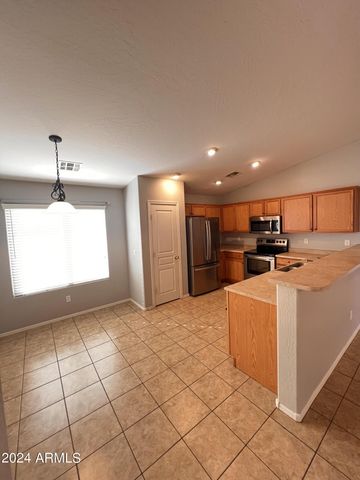 3797 E IRONHORSE Road, Gilbert, AZ 85297