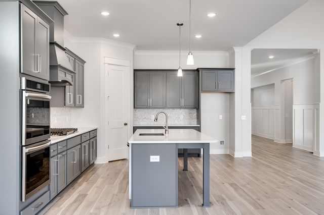 7290 Fairlawn Drive, Fairview, TN 37062