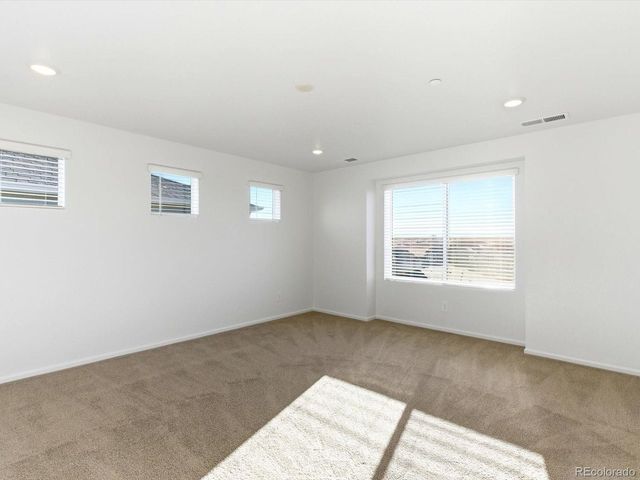 8941 Sedalia St, Commerce City, CO 80022