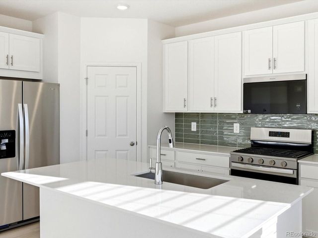 8941 Sedalia St, Commerce City, CO 80022