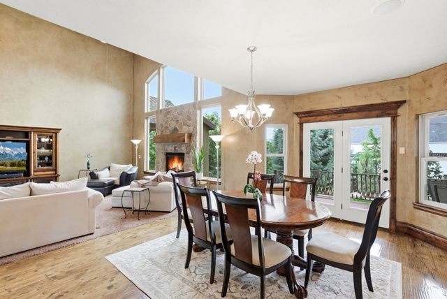 1247 W ALTA CREEK CIR, South Jordan, UT 84095