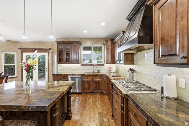 1247 W ALTA CREEK CIR, South Jordan, UT 84095