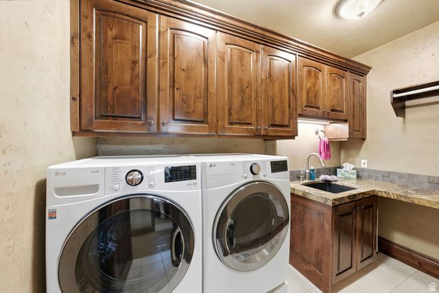 1247 W ALTA CREEK CIR, South Jordan, UT 84095