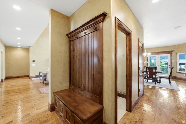 1247 W ALTA CREEK CIR, South Jordan, UT 84095