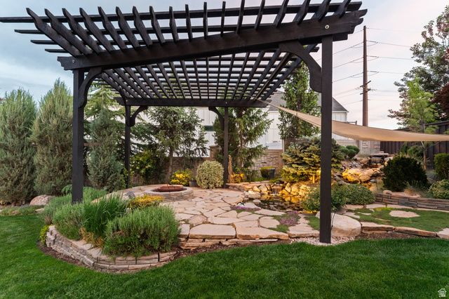 1247 W ALTA CREEK CIR, South Jordan, UT 84095