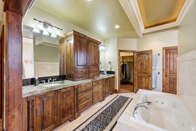 1247 W ALTA CREEK CIR, South Jordan, UT 84095