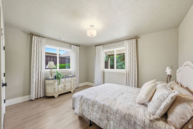 1247 W ALTA CREEK CIR, South Jordan, UT 84095