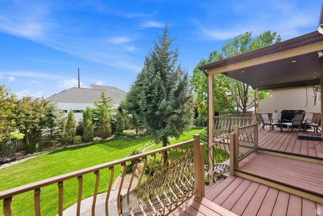 1247 W ALTA CREEK CIR, South Jordan, UT 84095