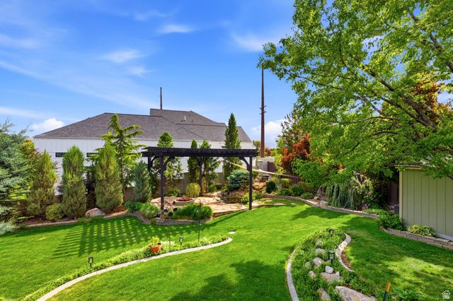 1247 W ALTA CREEK CIR, South Jordan, UT 84095