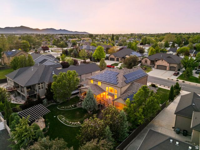 1247 W ALTA CREEK CIR, South Jordan, UT 84095