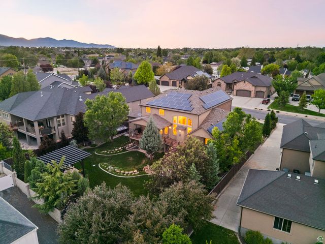 1247 W ALTA CREEK CIR, South Jordan, UT 84095