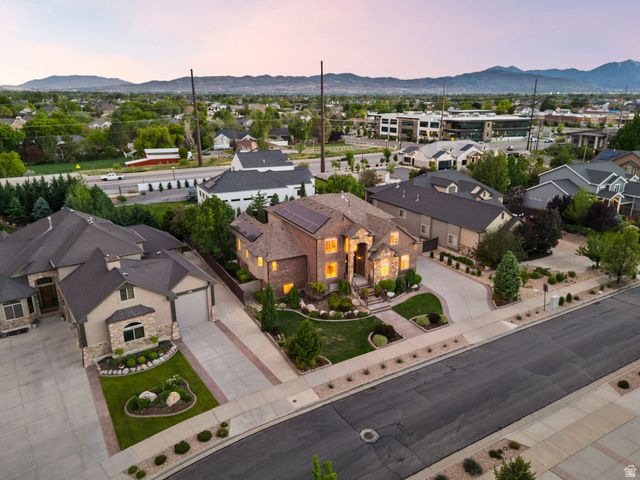 1247 W ALTA CREEK CIR, South Jordan, UT 84095