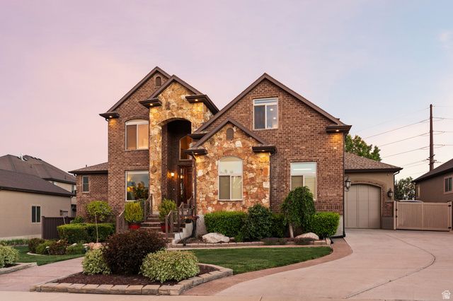 1247 W ALTA CREEK CIR, South Jordan, UT 84095