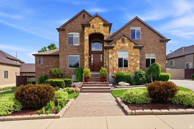 1247 W ALTA CREEK CIR, South Jordan, UT 84095