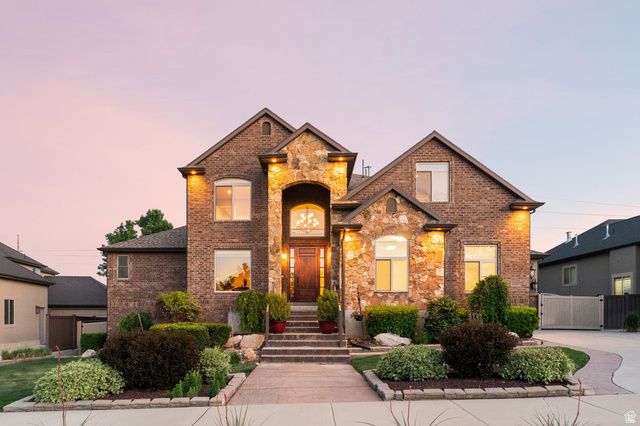 1247 W ALTA CREEK CIR, South Jordan, UT 84095