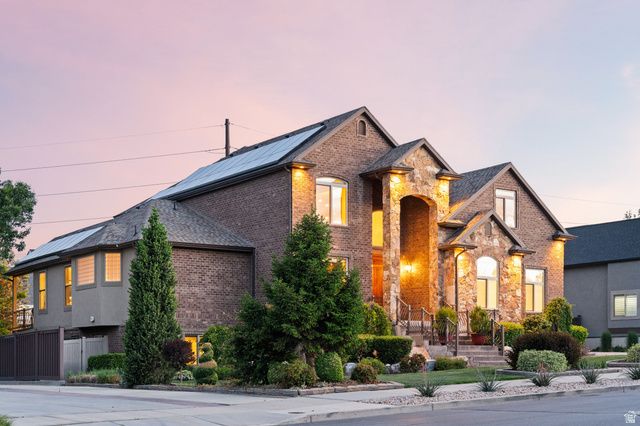 1247 W ALTA CREEK CIR, South Jordan, UT 84095