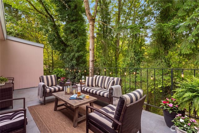 13938 15th Place SW, Burien, WA 98166