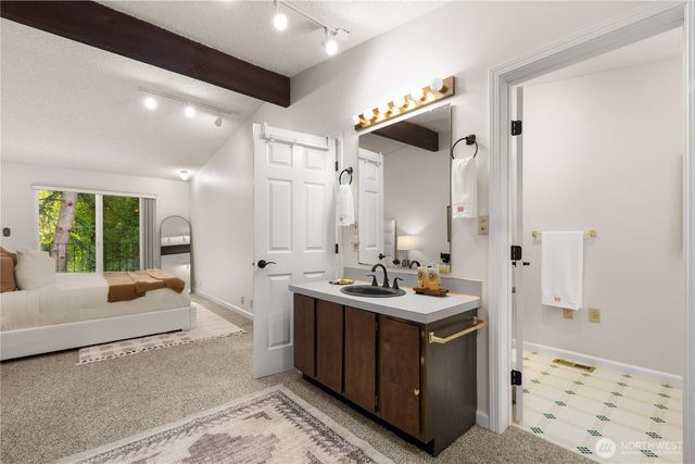 13938 15th Place SW, Burien, WA 98166